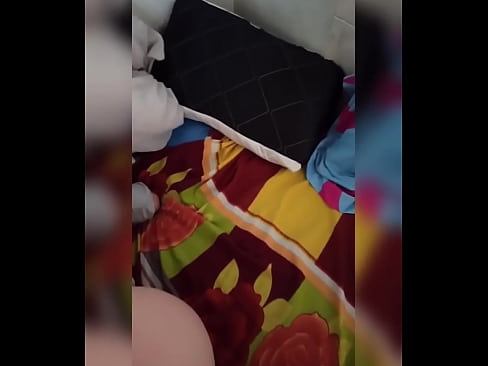 ❤️ A miña compañeira de piso quédase só na casa porque o seu marido vai de vacacións e eu aproveito para follala e encherlle o cú de leite ☑ Vídeo de sexo en nós ❌️
