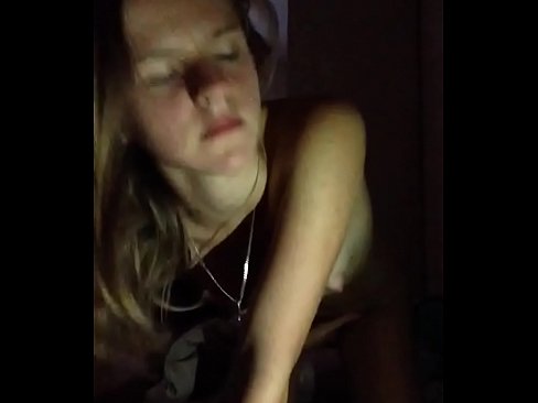 ❤️ Unha rapaza masturbanse e corre ☑ Vídeo de sexo en nós ❌️